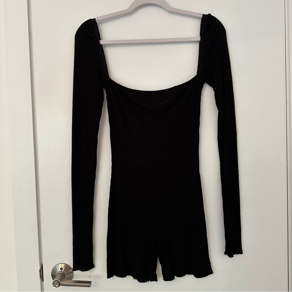 Are you am i long sleeve romper black